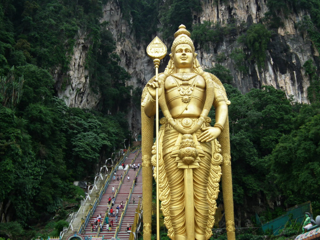 batu-cave-golden-statue-kuala-lumpur